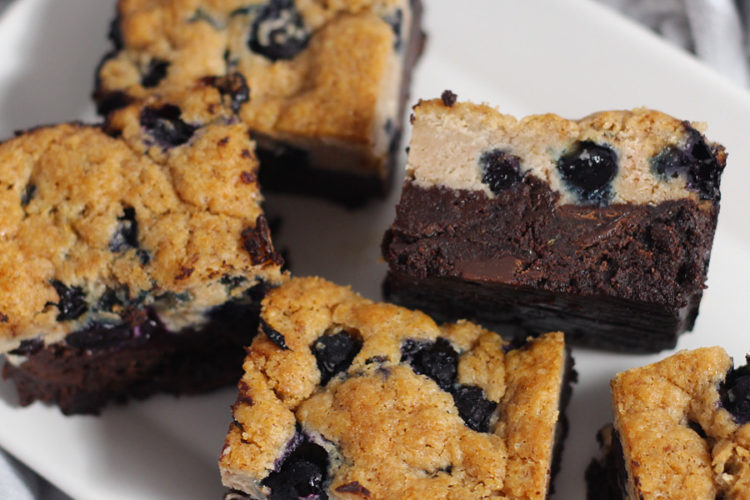 Blueberry-Crownies